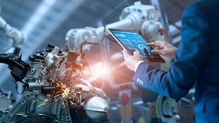 高效、穩(wěn)定、智能丨靈科激光塑料焊接機引領技術(shù)風潮